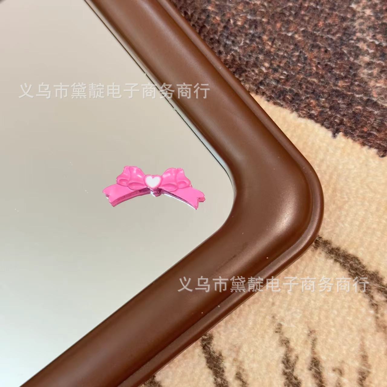 Wholesale 10pcs DIY Paint Alloy Bead Accessories Love Streamer Bow Beaded Mobile Phone Chain Keychain Bracelet Necklace Bead Spacer