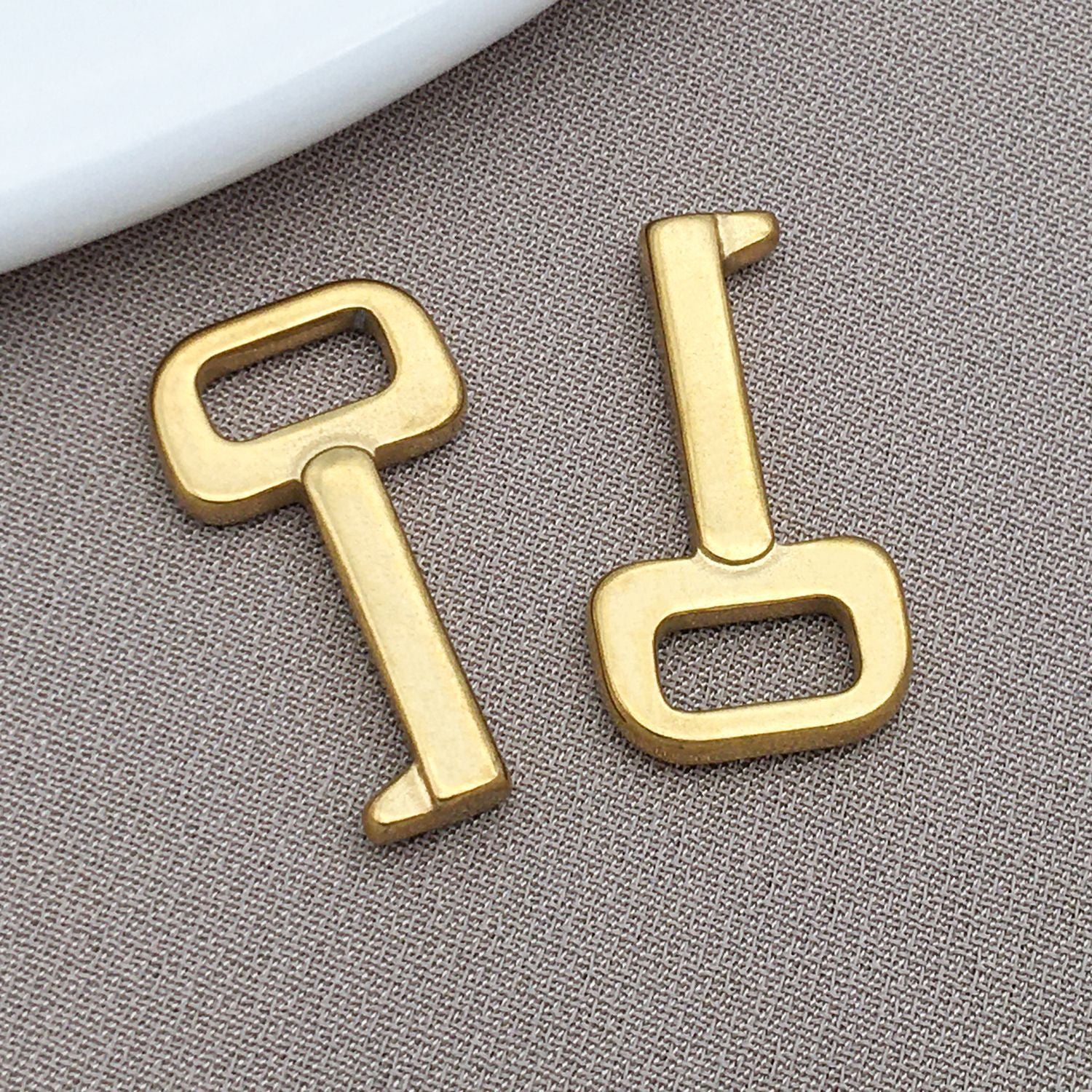 Wholesale Smooth Love Key Love Lock Stainless Steel Pendant