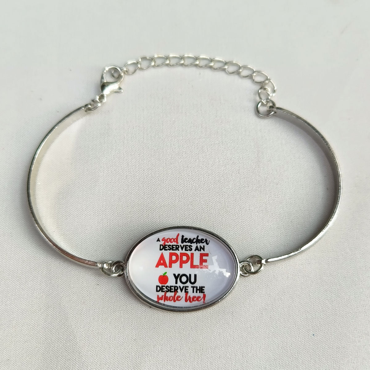Wholesale Apple Teacher' s Day Bracelet Vintage Metal Gemstone Bracelet
