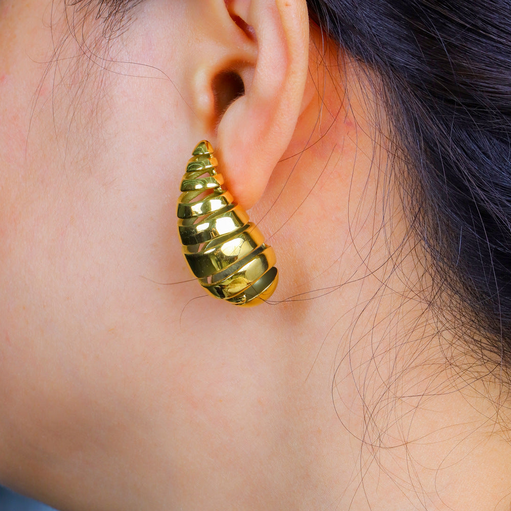 Wholesale 18K Gold Water Drop Spiral Hollow Stainless Steel Earrings