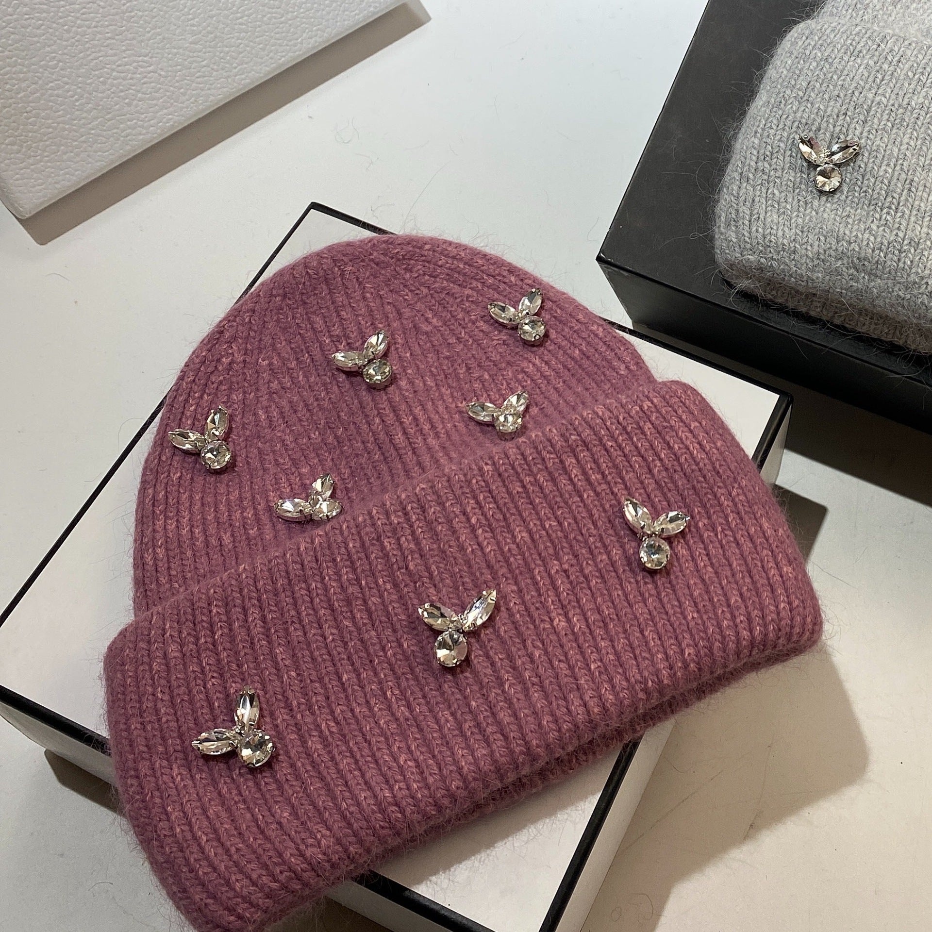 Wholesale Fashion Warm Rhinestone Rabbit Fur Double Folding Knitted Hat