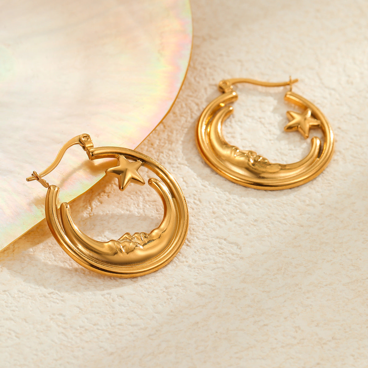 Wholesale retro star ring hollow earrings stainless steel earrings
