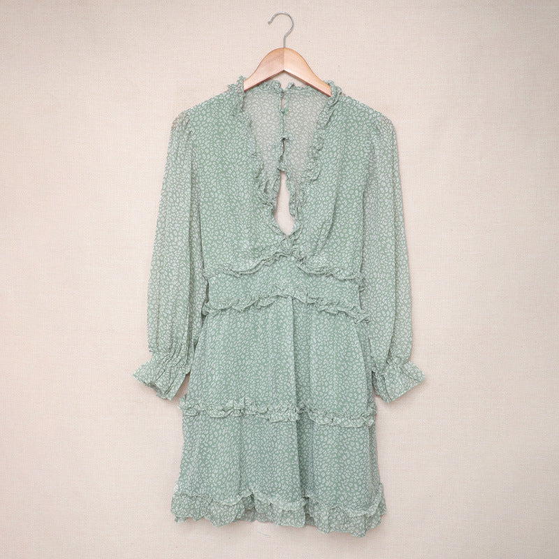 Wholesale Women's Chiffon Waist Up Backless Dresses