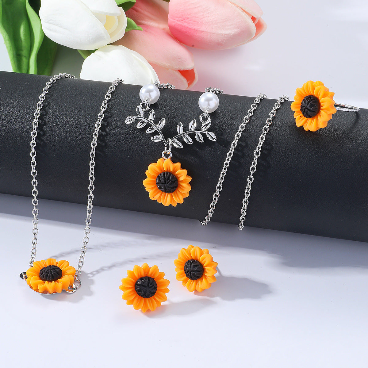 Wholesale Creative Sunflower Alloy Earring Necklace Set