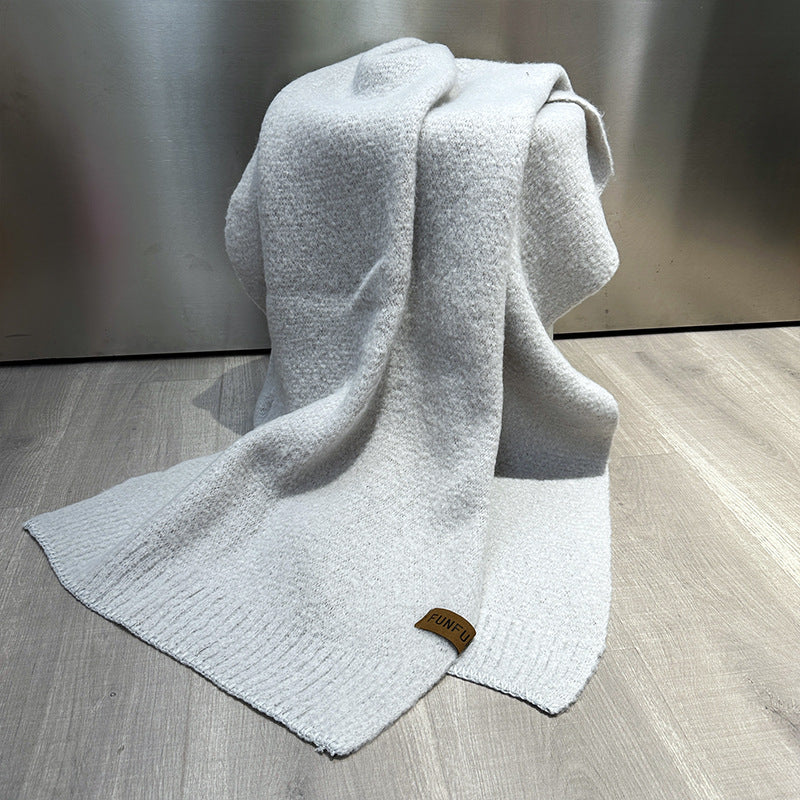 Wholesale Autumn and Winter Warm Solid Color High-end Knitted Scarf