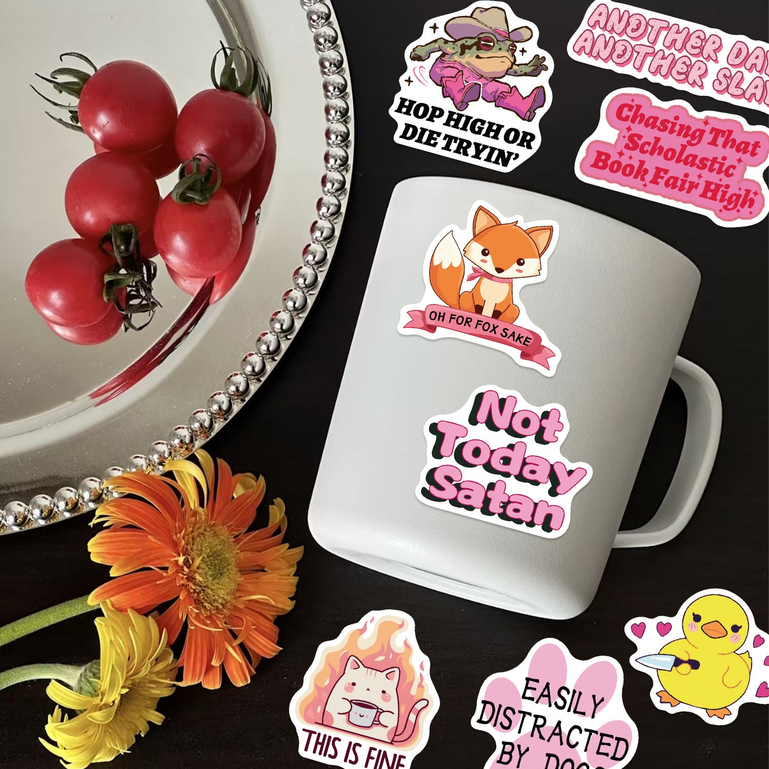 Wholesale 100pcs pink cartoon character Waterproof Vinyl Stickers