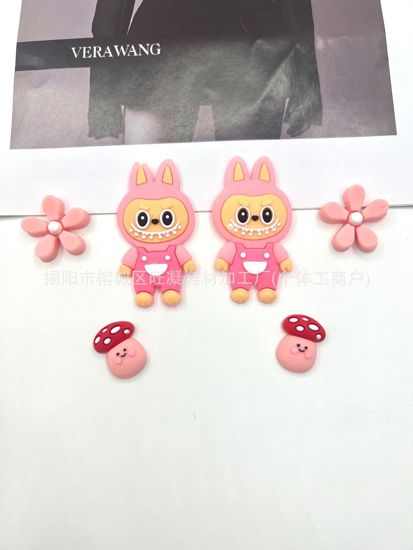 Wholesale DIY Perforated Shoe Buckles DIY Soft Rubber Shoe Buckles OLY Exclusive