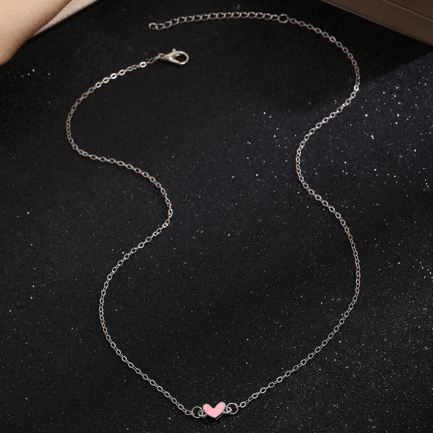 Wholesale All-match love necklace simple high-end peach heart pendant