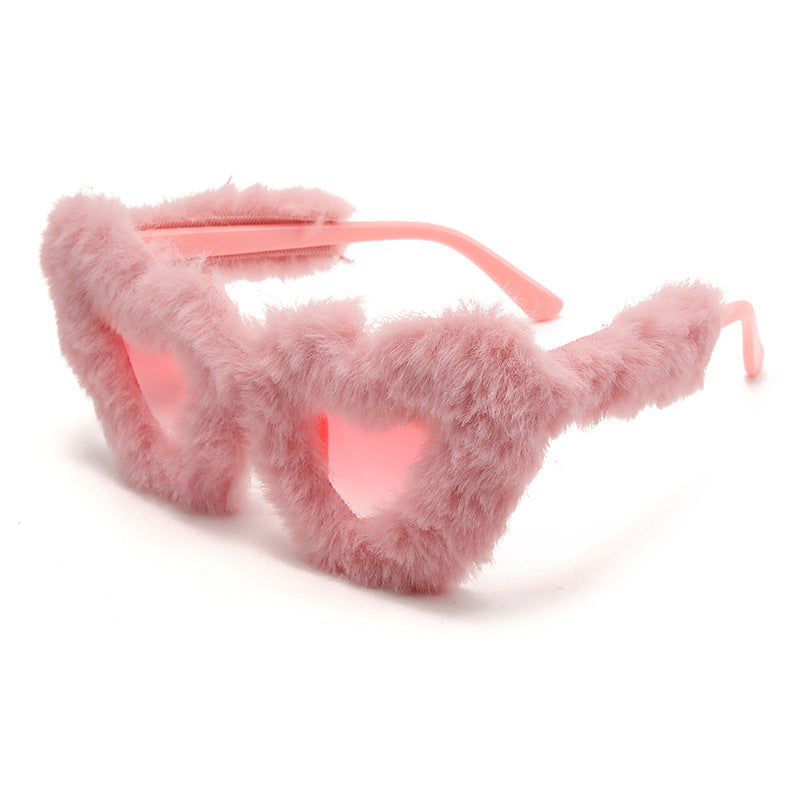 Wholesale new fashion glasses plush lovely sunglasses peach heart ball party funny heart sunglasses