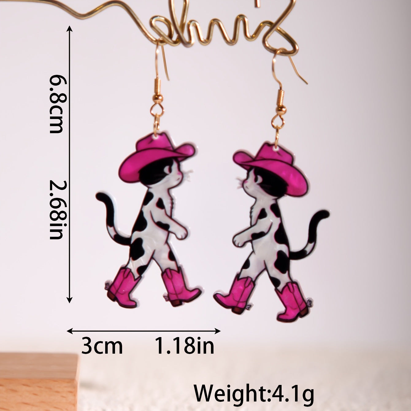 Wholesale Chic Black White Spotted Walking Cat Acrylic 2D Double Sided Cute Cat Earrings Jewelry Accessory For Party Wear Boutique Resale