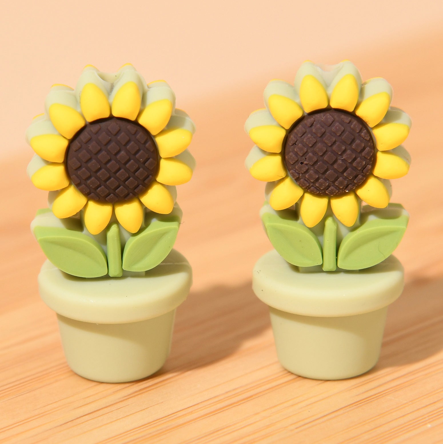 Wholesale 20PCS Sunflower DIY Silicone Beads