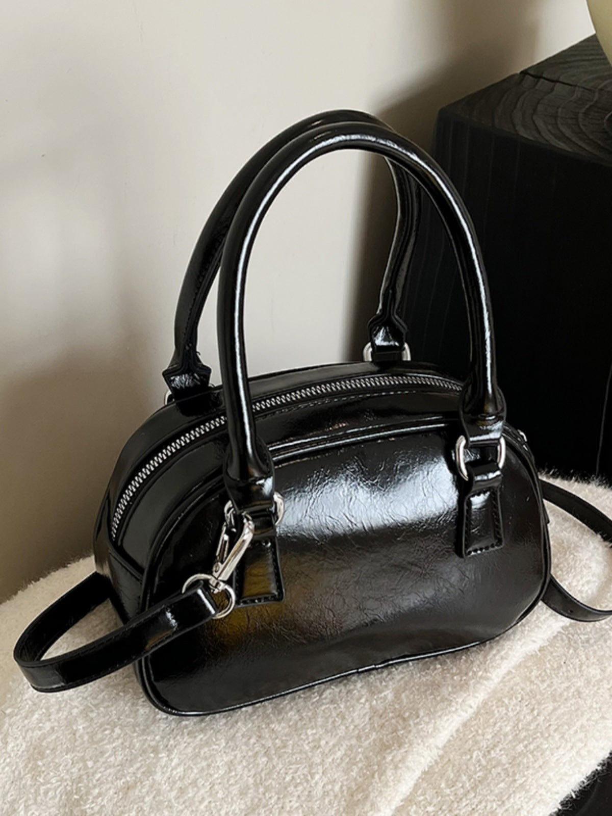 Wholesale Retro Pop One-shoulder Crossbody Bag