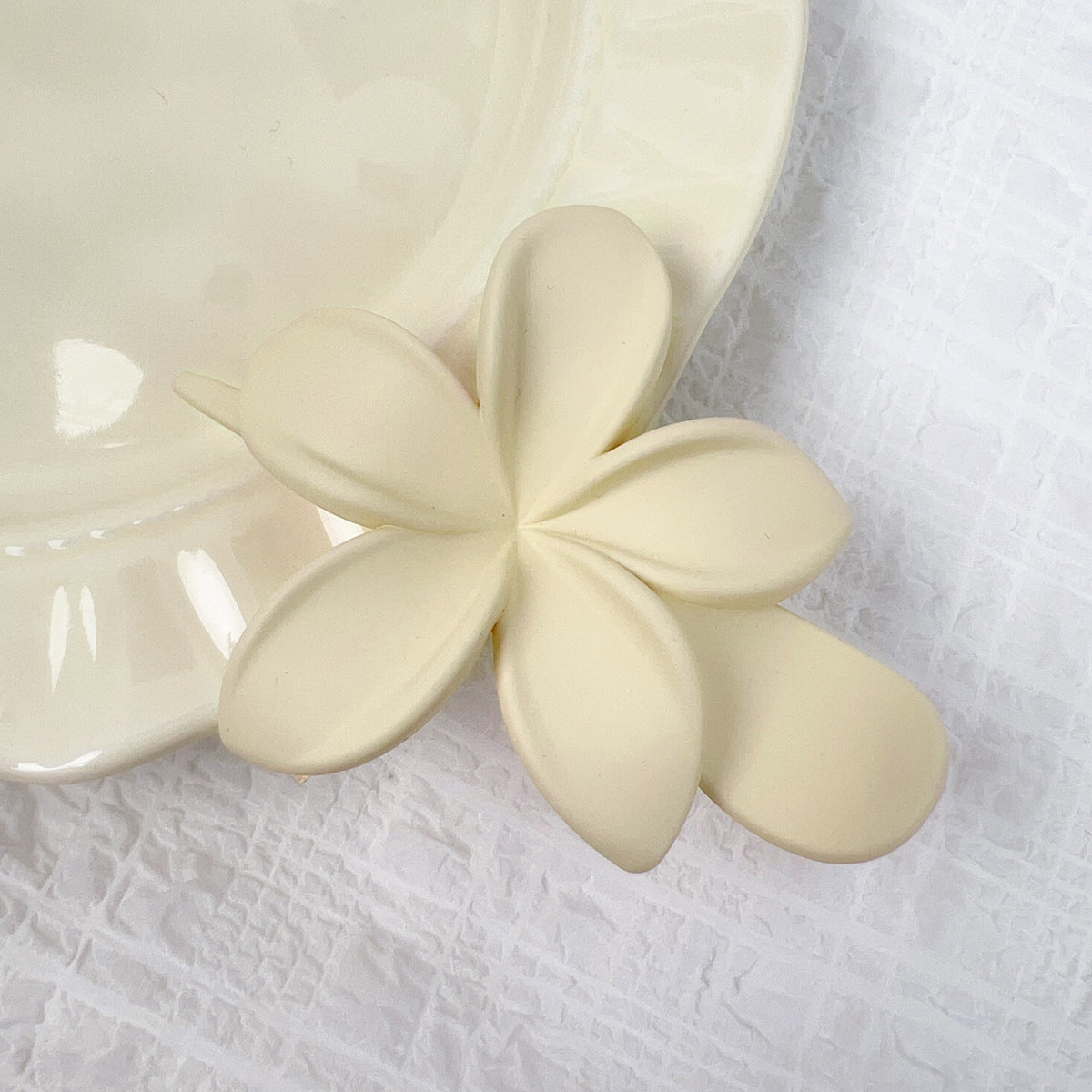 Wholesale Plastic Disc Flower Duckbill Grip Clip