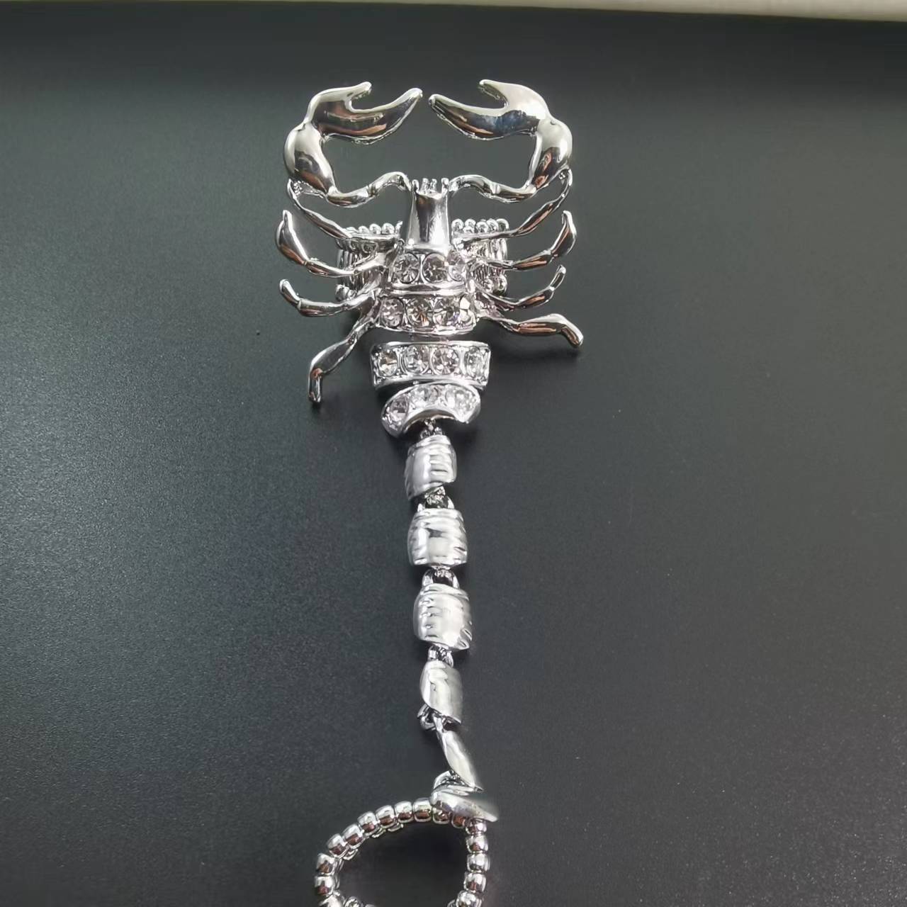 Wholesale Metal Scorpion Chain Ring