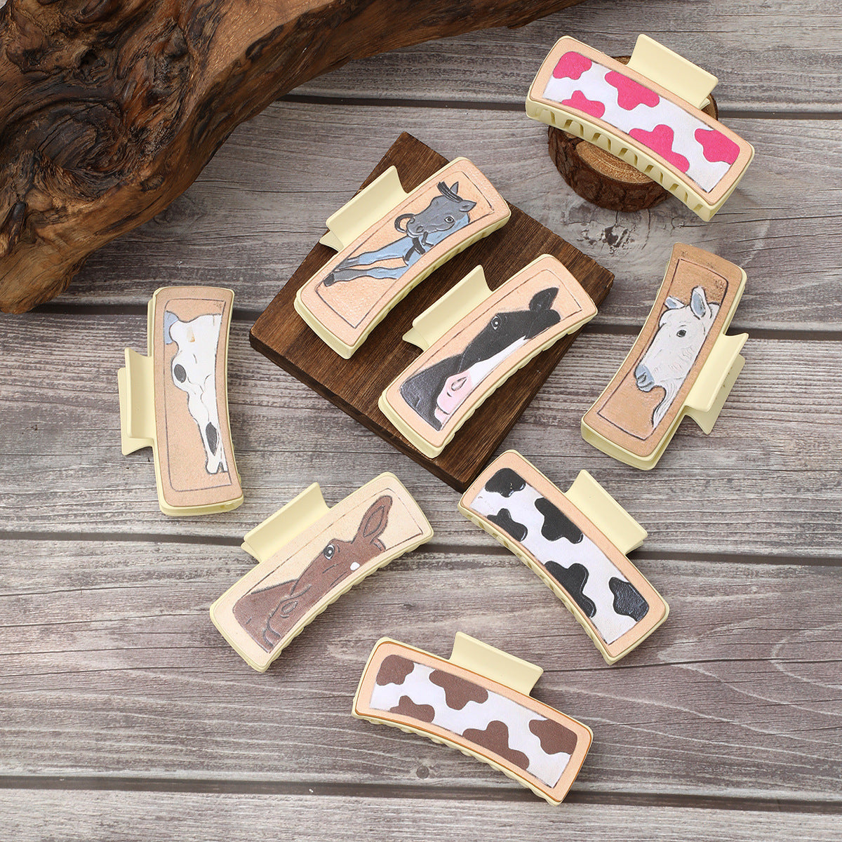 Wholesale Artificial Leather Horse Head Hair Claw Clip Western Style Women S Hair Accessory Everyday Styling Gift