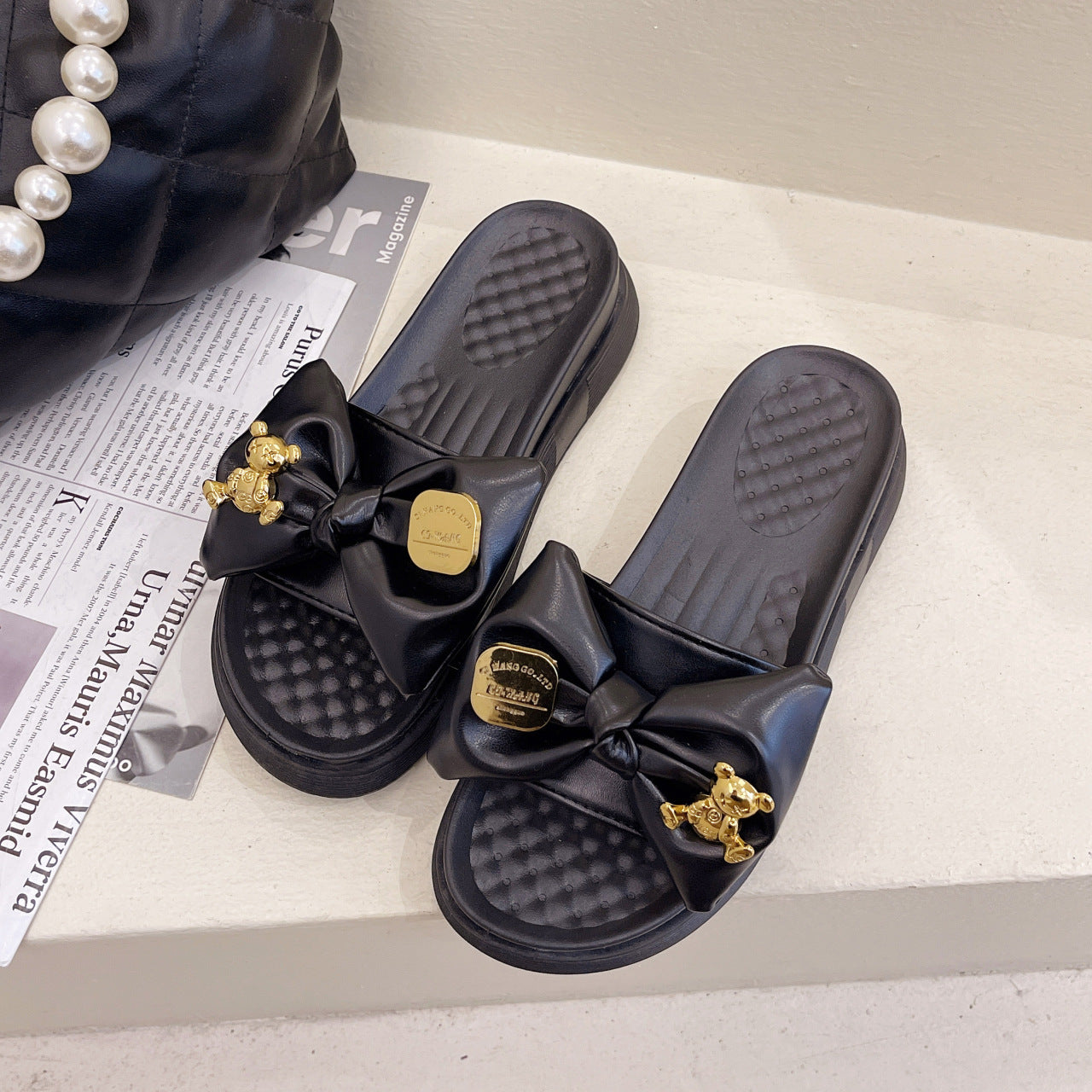 Flip de arco de goma de goma al por mayor zapatillas decorativas de metal