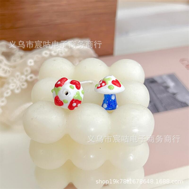 Wholesale 10pcs Glassy mushroom-shaped long-handled contrasting-color beads