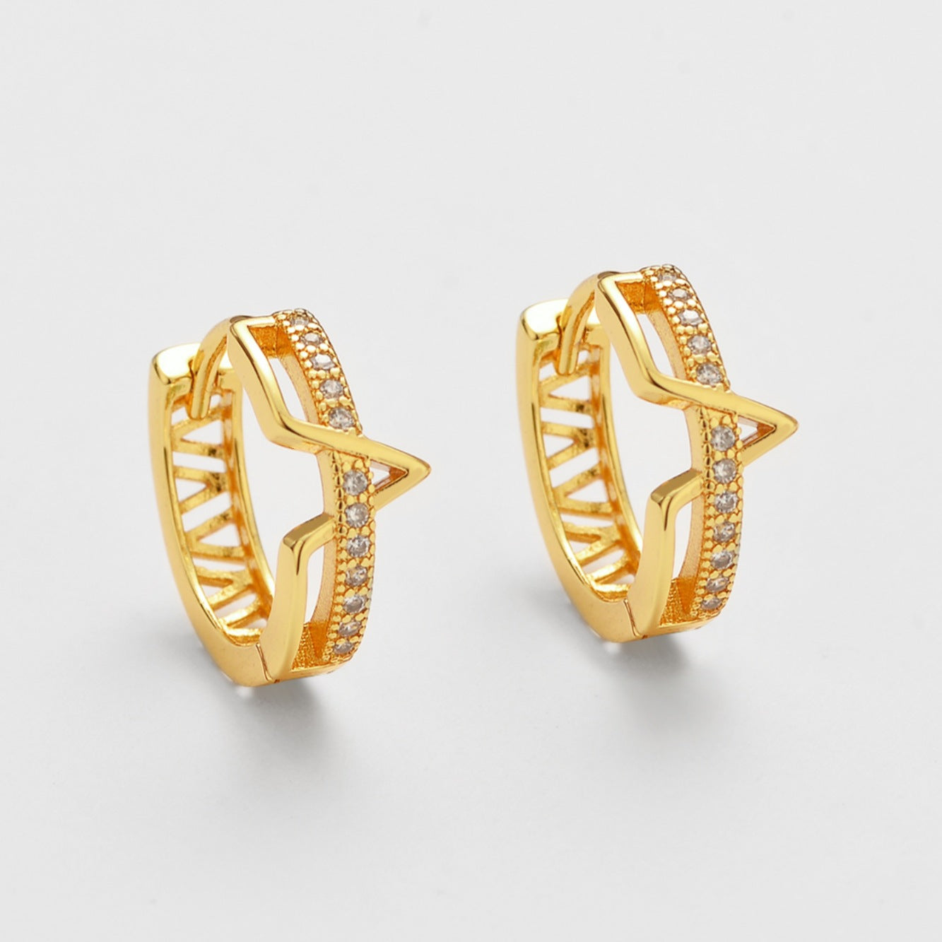 Wholesale Zircon V-shaped earrings with openwork design for women