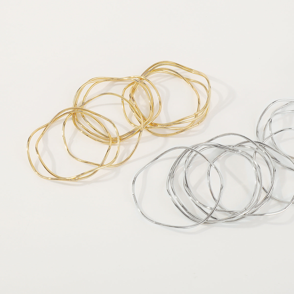 Pulsera irregular multicapa metálica al por mayor