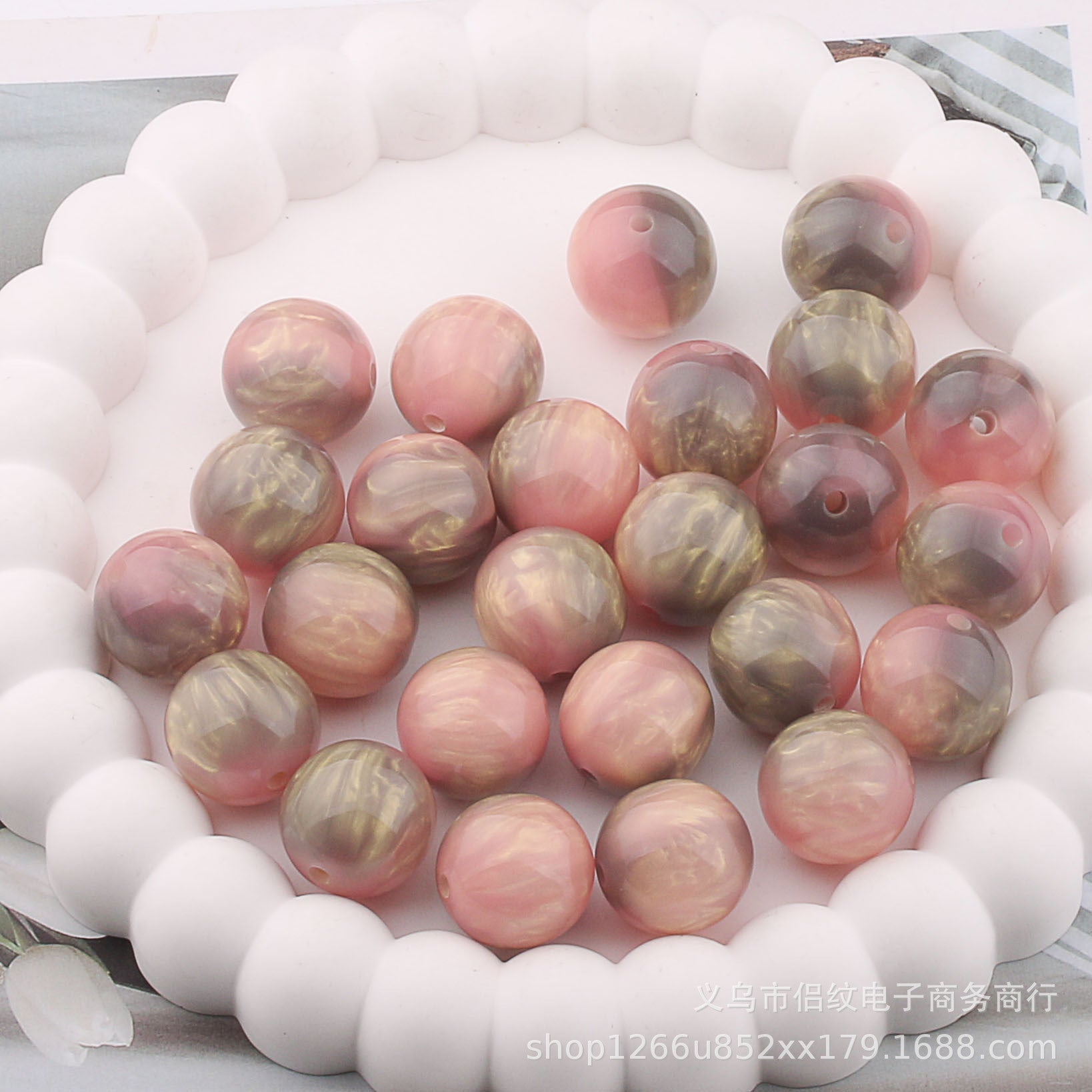 Wholesale 20PCS Pearlescent Moiré Color Gradient Straight Hole Resin Balls