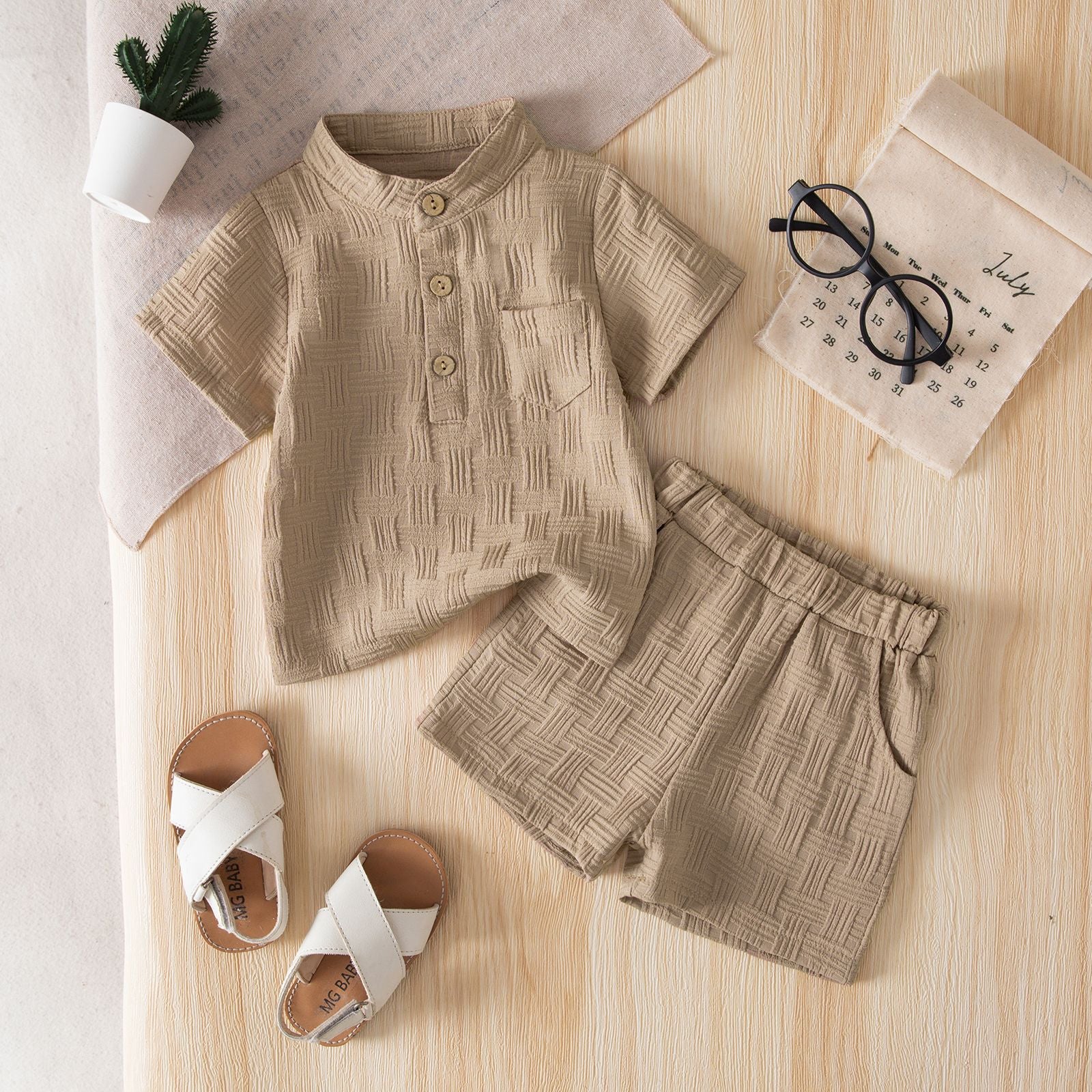 Wholesale Stylish Solid Color Toddler Boys Summer Casual Polo Shirt And Shorts Two Piece Set Everyday Boutique Resale Outfit