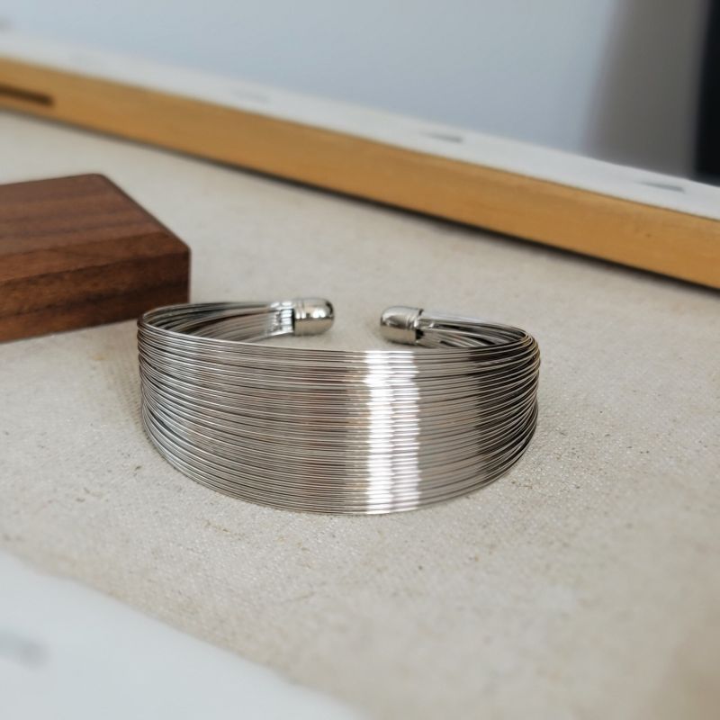 Wholesale Multi-layer Metal Wire Bracelets