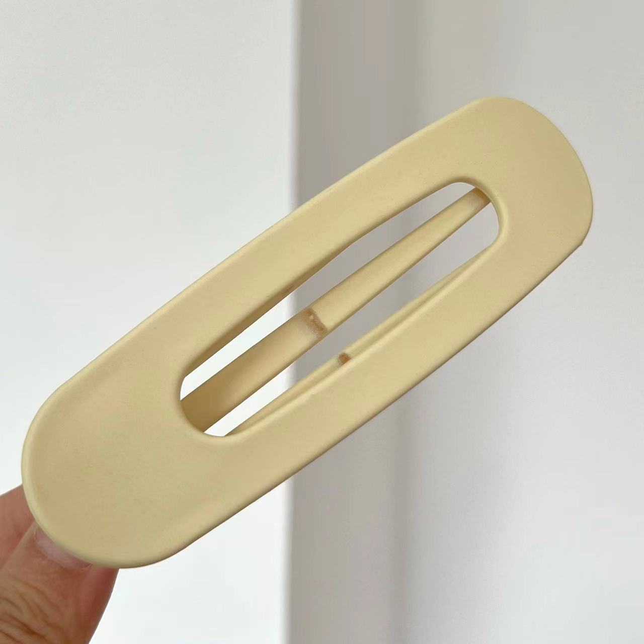 Wholesale solid color word clip Morandi color grab clip autumn and winter cute hair clip