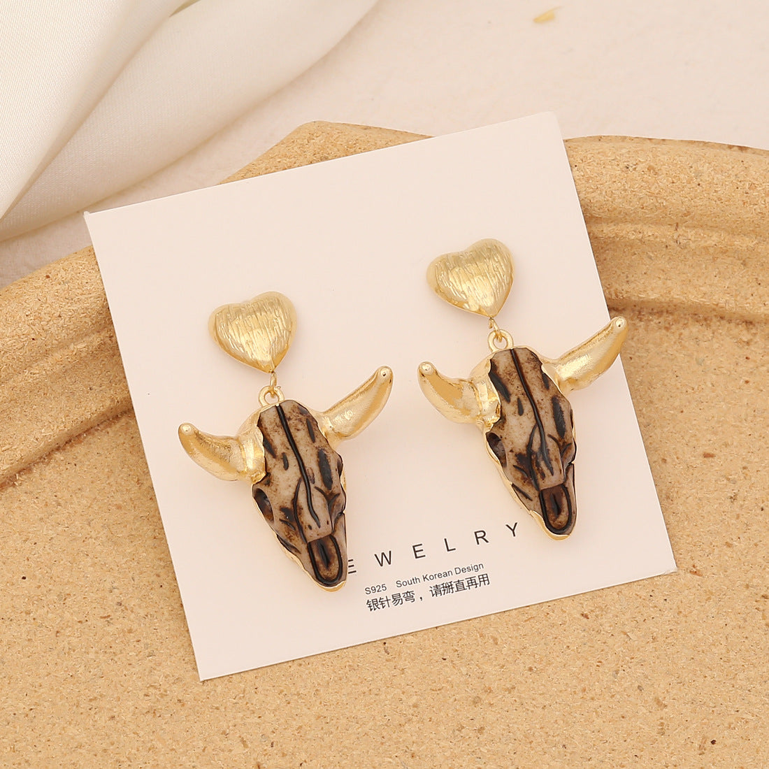 Wholesale Vintage Bull Head Temperament Stainless Steel Earrings
