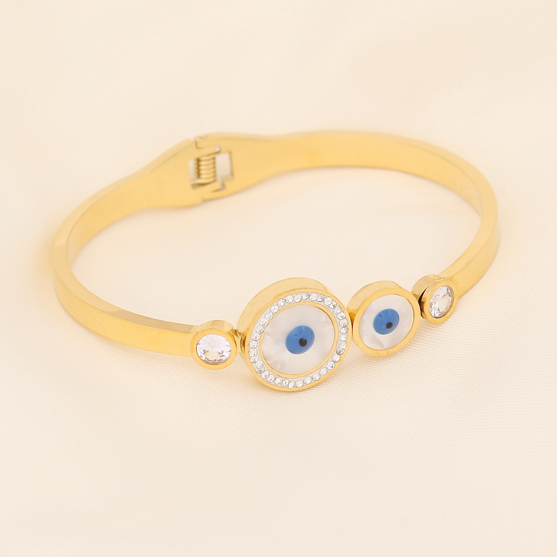 Wholesale Eye Personalized Temperament Stainless Steel Bracelet