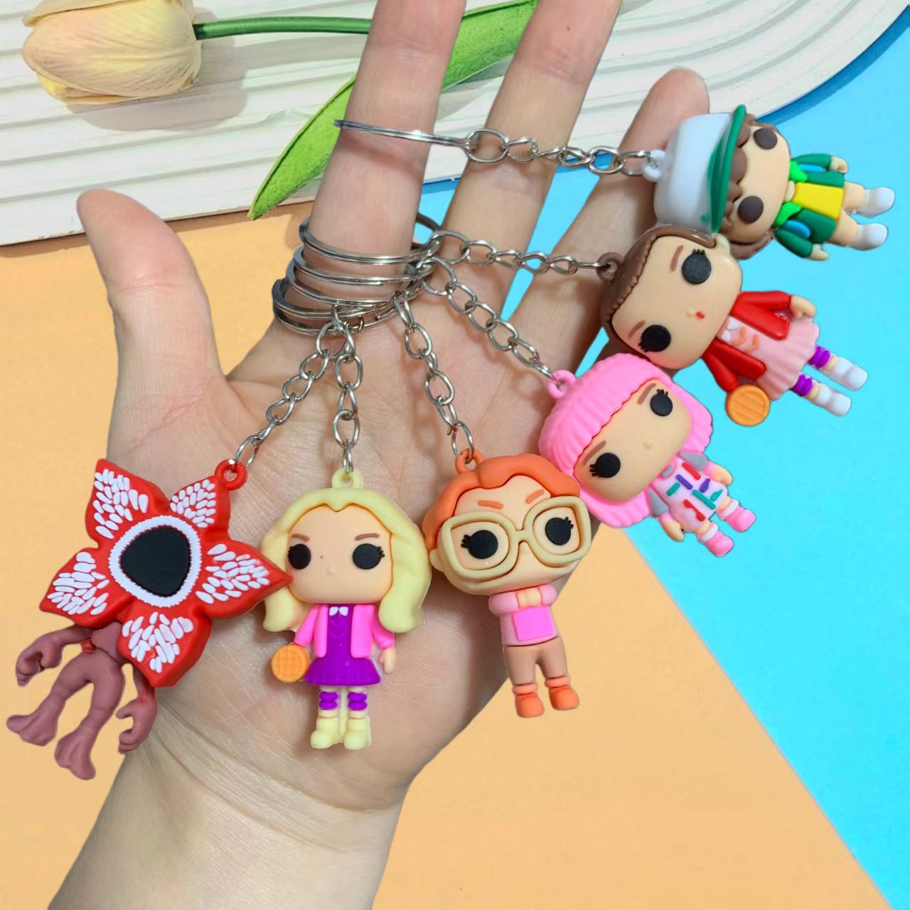 Wholesale Colorful cartoon flowers Keychains