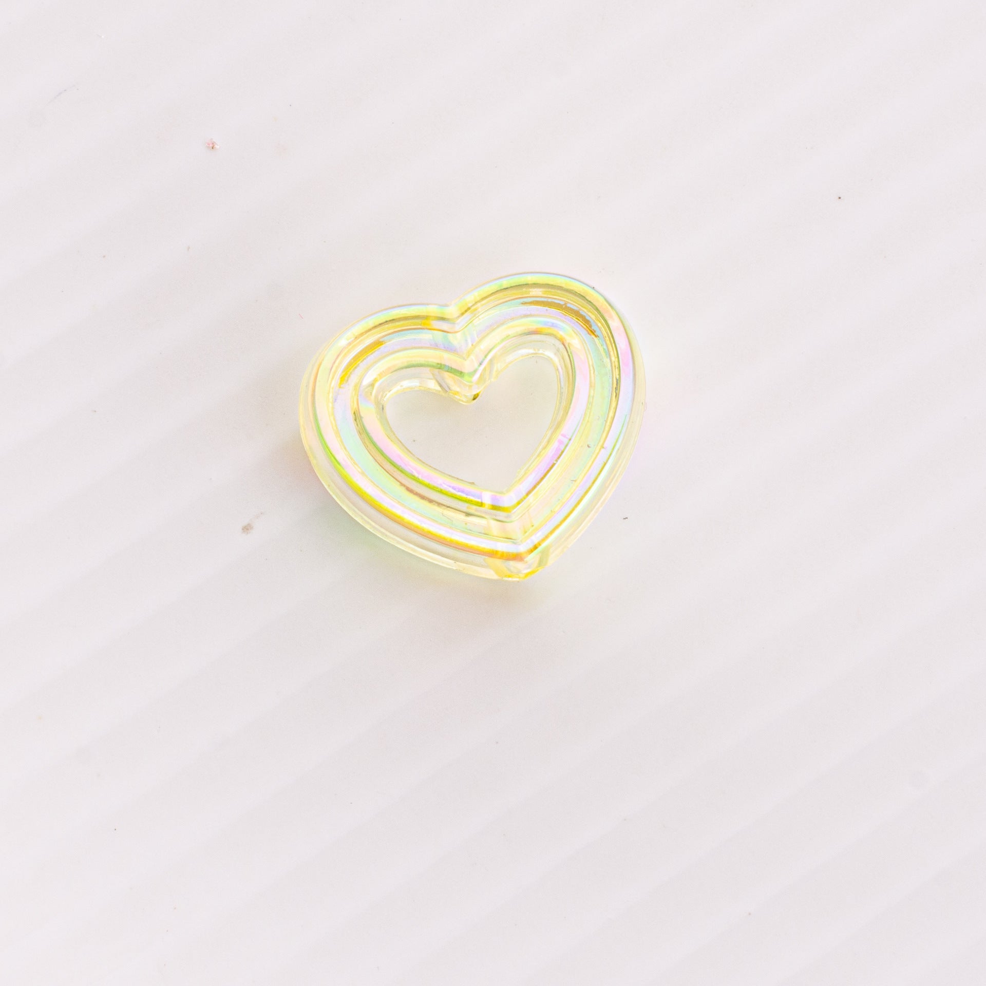 Wholesale 10PCS Transparent Love Acrylic Straight Hole Vertical Hole Peach Heart Ring