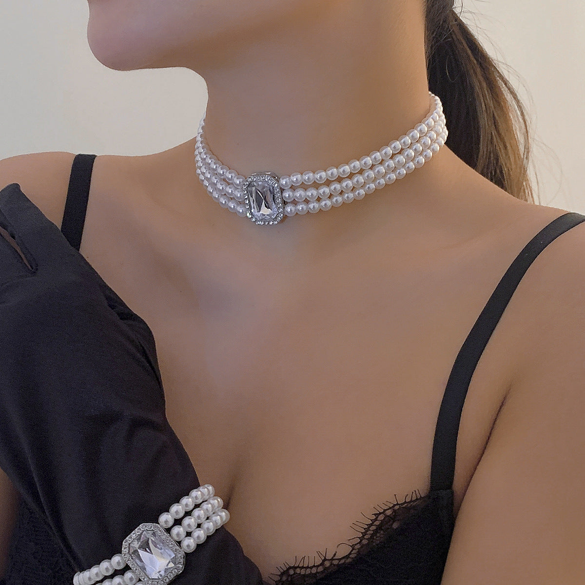 Wholesale of Multi-layer Rice Shaped Pearl Necklaces