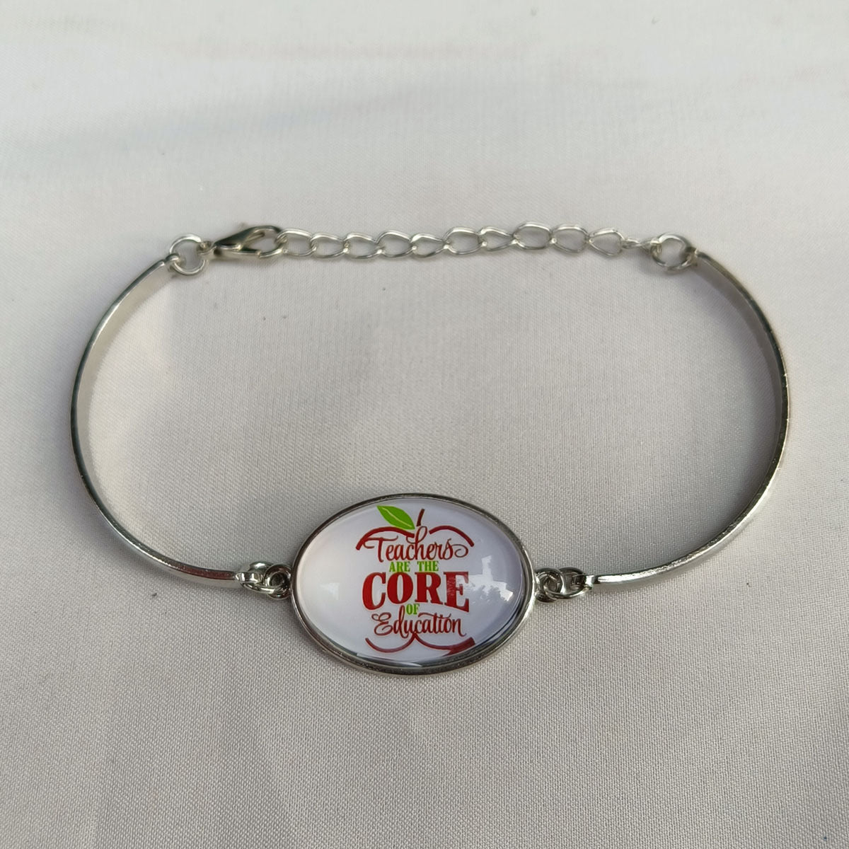 Wholesale Apple Teacher' s Day Bracelet Vintage Metal Gemstone Bracelet