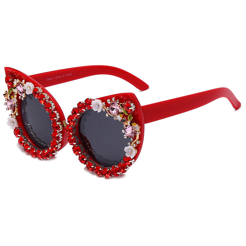 Wholesale Diamond Cat-eye Anti-ultraviolet Comfortable Carved Sunglasses