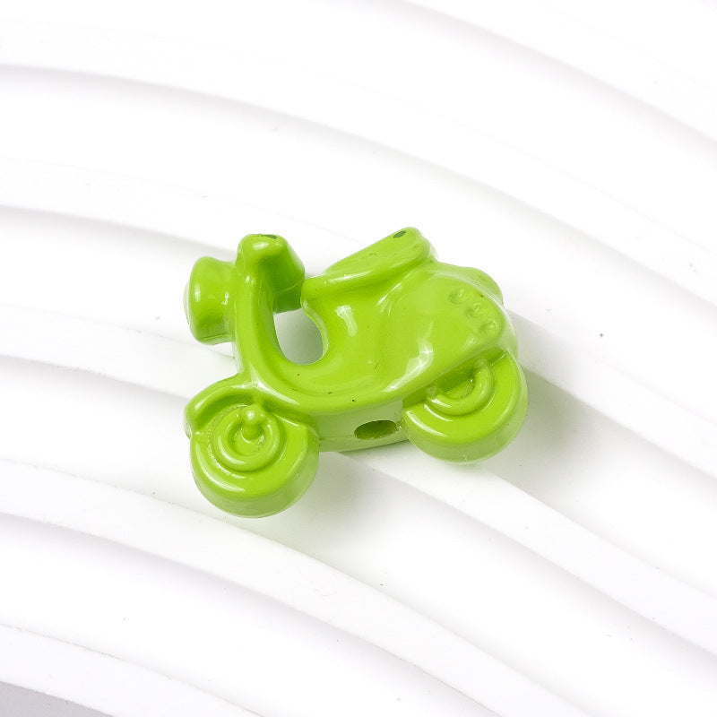 Wholesale of 100PCS/PACK Cartoon Small Motorcycle Perforated Paint Motorcycle Resin Beads