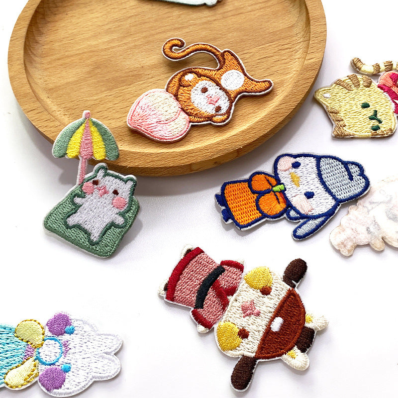 Wholesale Non Woven Fabric Cartoon Embroidered Patch Sticker For Towel DIY Accessory