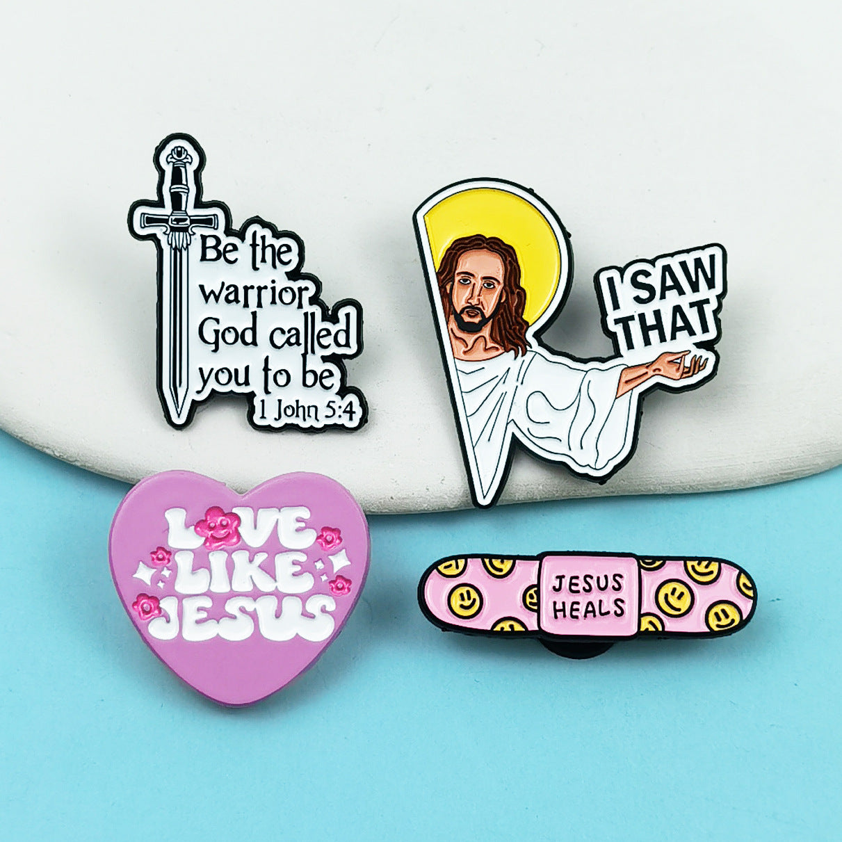 Wholesale English series cartoon character love patch metal brooch