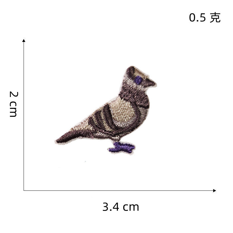 Wholesale Polyester Bee Cartoon Bird Embroidery Patch Self Adhesive Cloth Sticker For DIY Clothing And Phone Case Decoration Stylish Gift