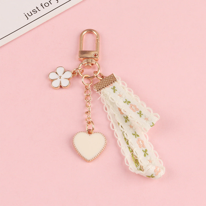 Wholesale Zinc Alloy Daisy Lace Keychain