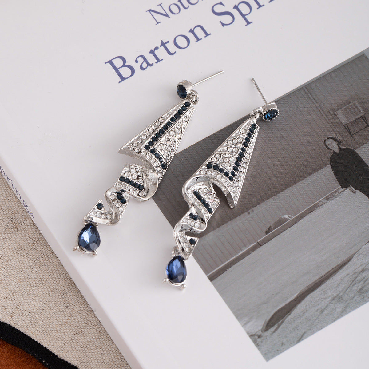 Wholesale Heavy-duty retro satin ethnic style earrings