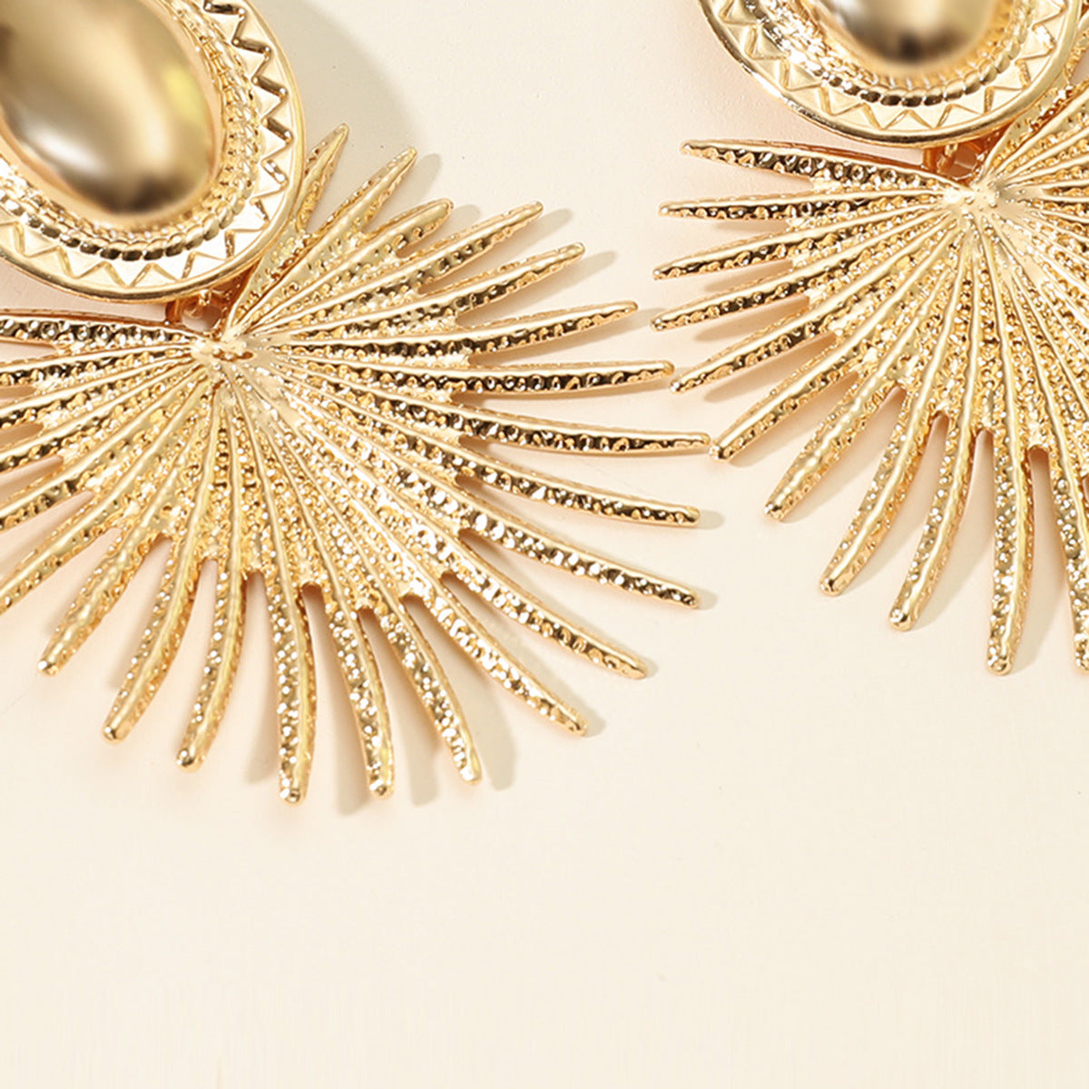 Wholesale Fashion Exaggerated Metallic Earrings