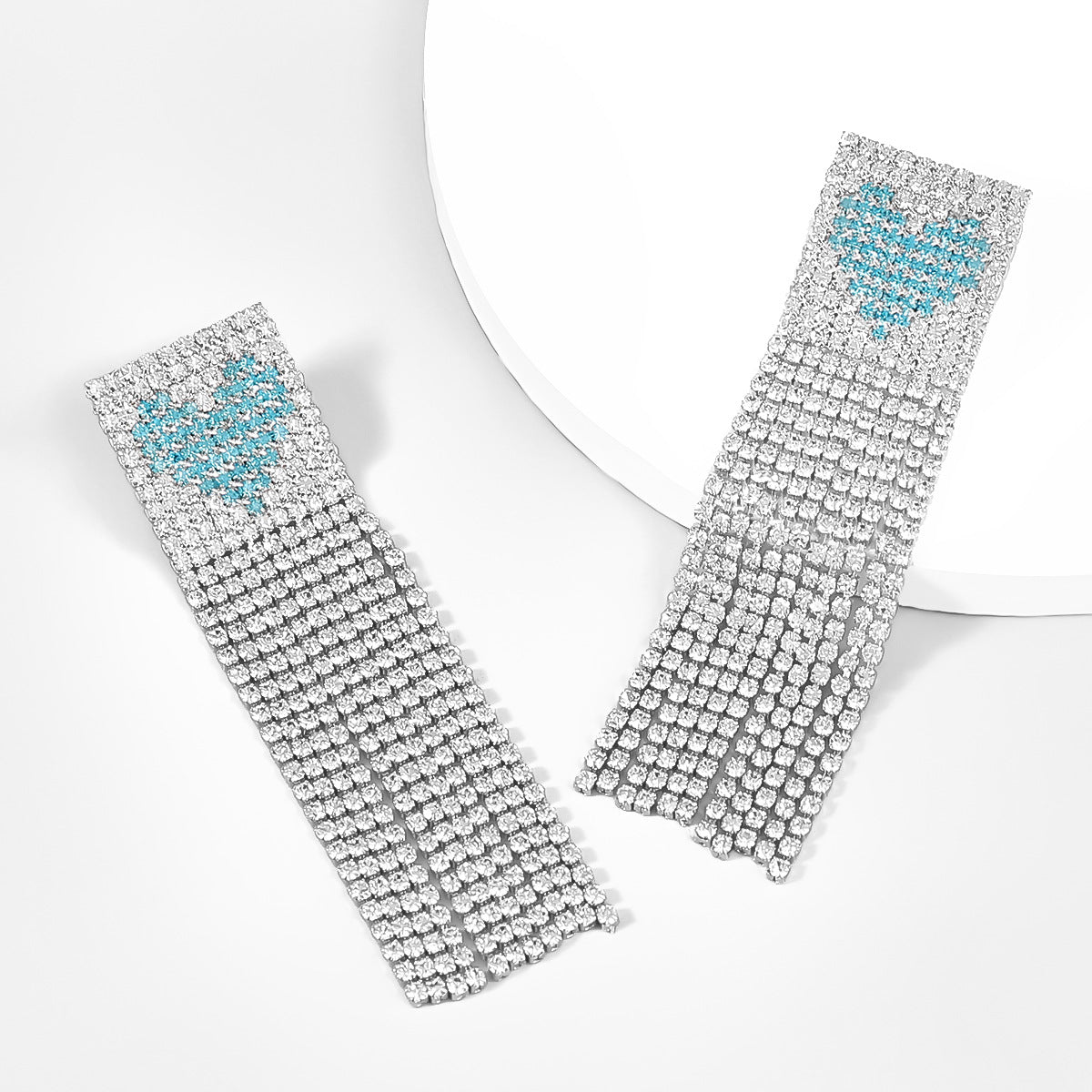 Wholesale Alloy Diamond Heart Tassel Earrings