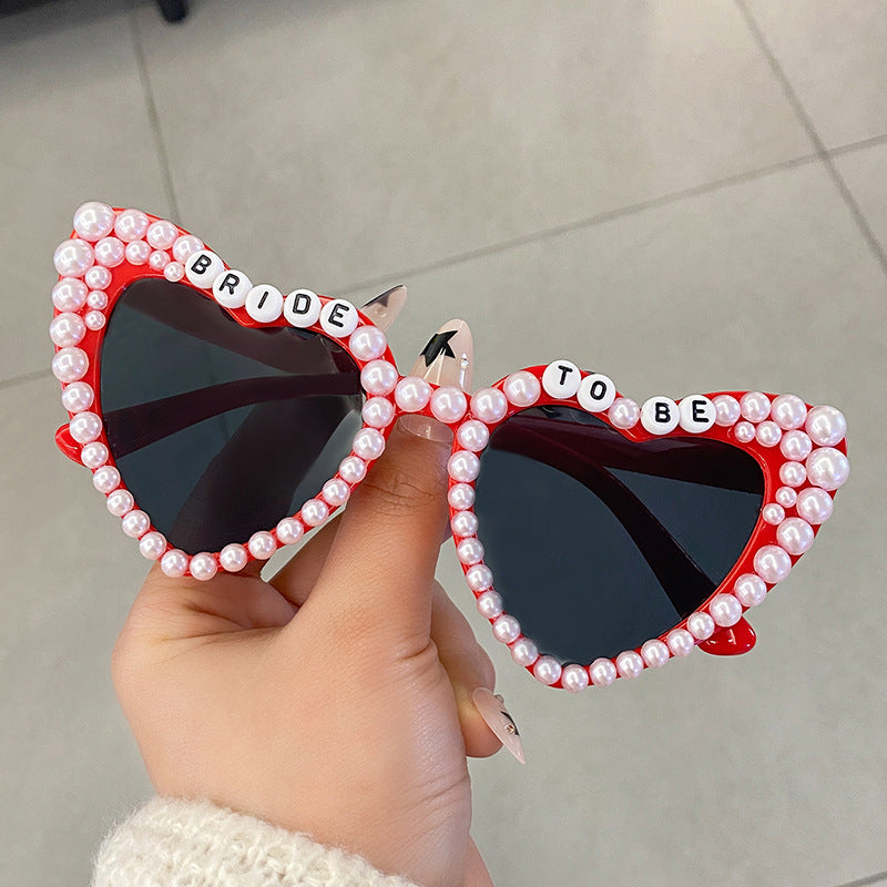 Wholesale Diamond letter pearl heart sunglasses