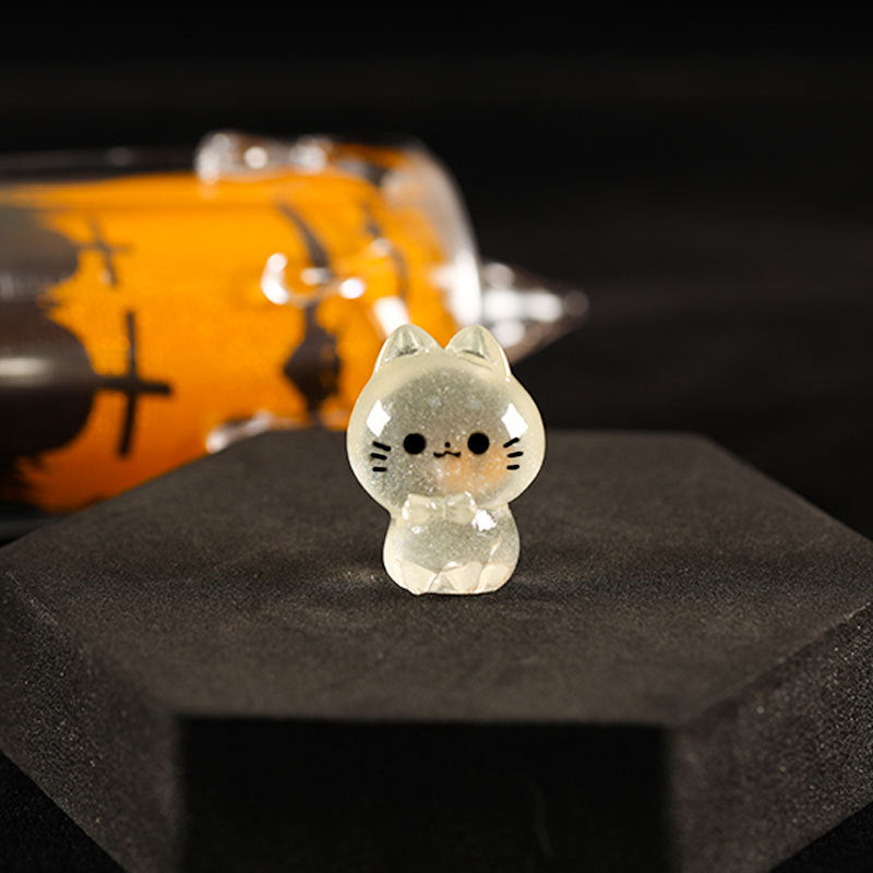 Wholesale Cute Resin  Ghost Cat Figurine – Glow-in-the-Dark DIY Pendant for Home Decor,  Party Gift,  Craft Supply