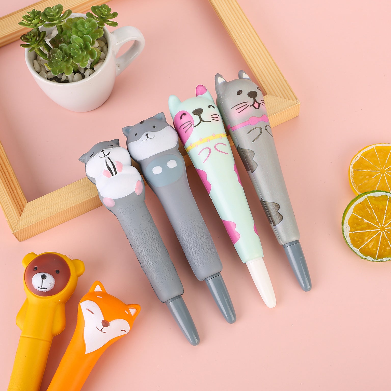 Bolígrafo de alivio de tensión de dibujos animados de plástico al por mayor