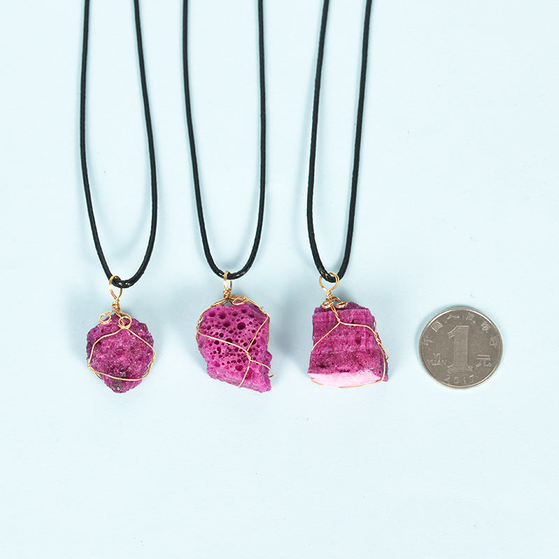 Wholesale Irregular Raw Stone Purple Cobalt Calcite Pendant Necklaces