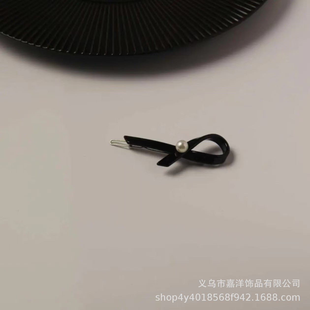 Wholesale Temperament cute bow bangs clip