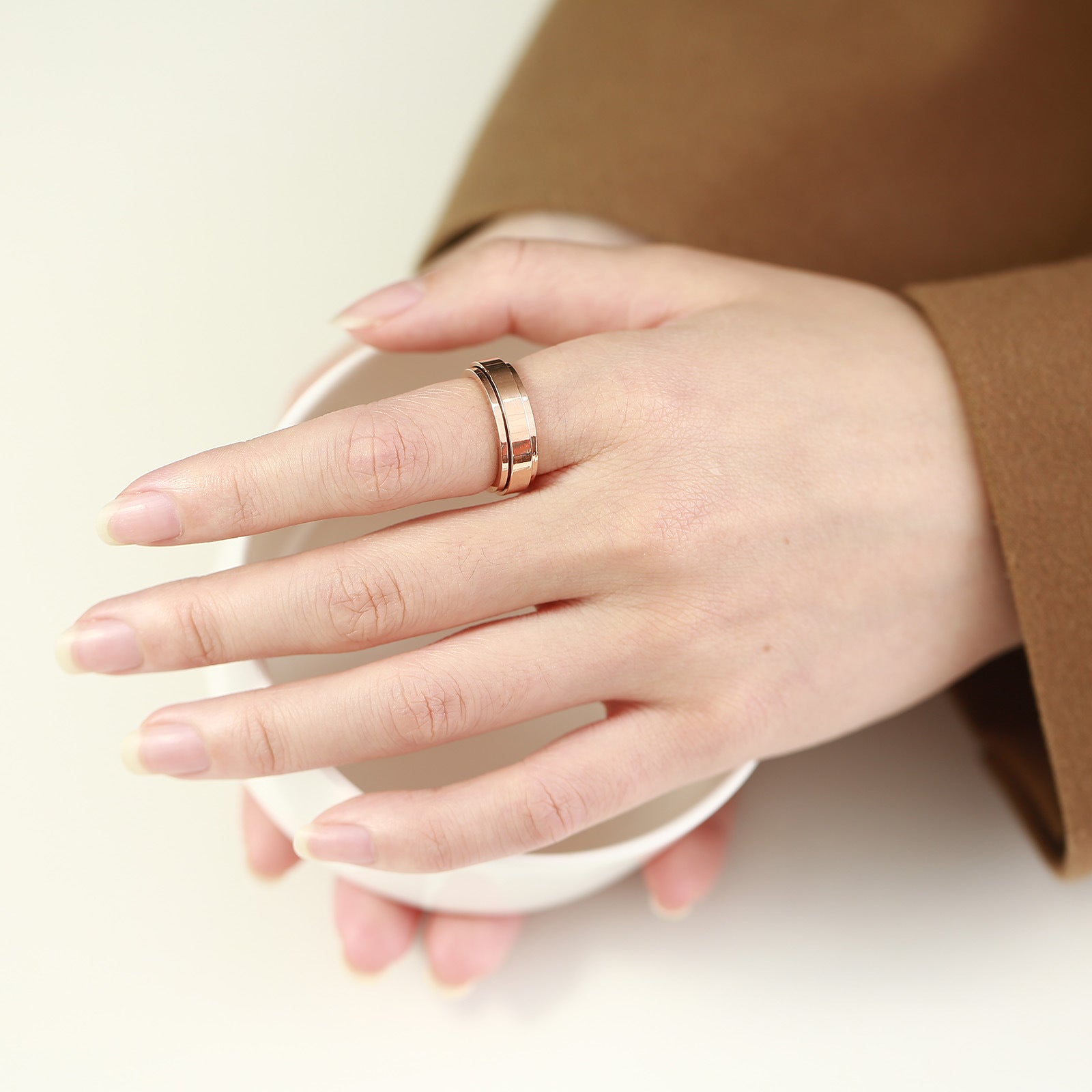 Wholesale Rotatable Stainless Steel Couple Gold Rotating Smooth Plain Ring