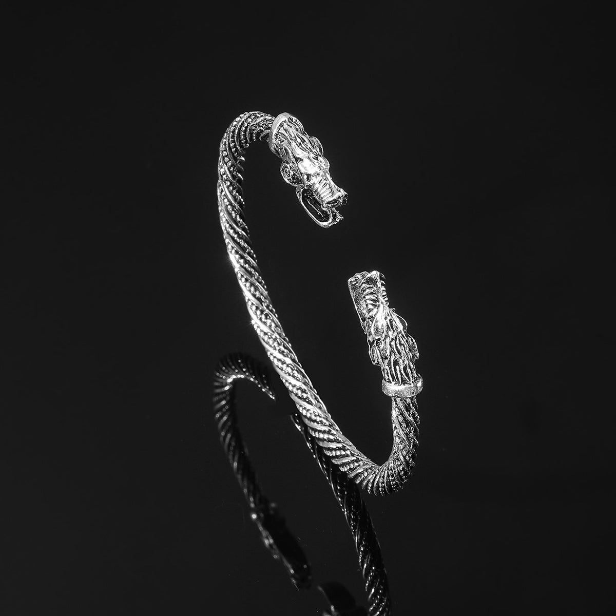 Wholesale Retro Men's Wolf Head Opening Bracelet