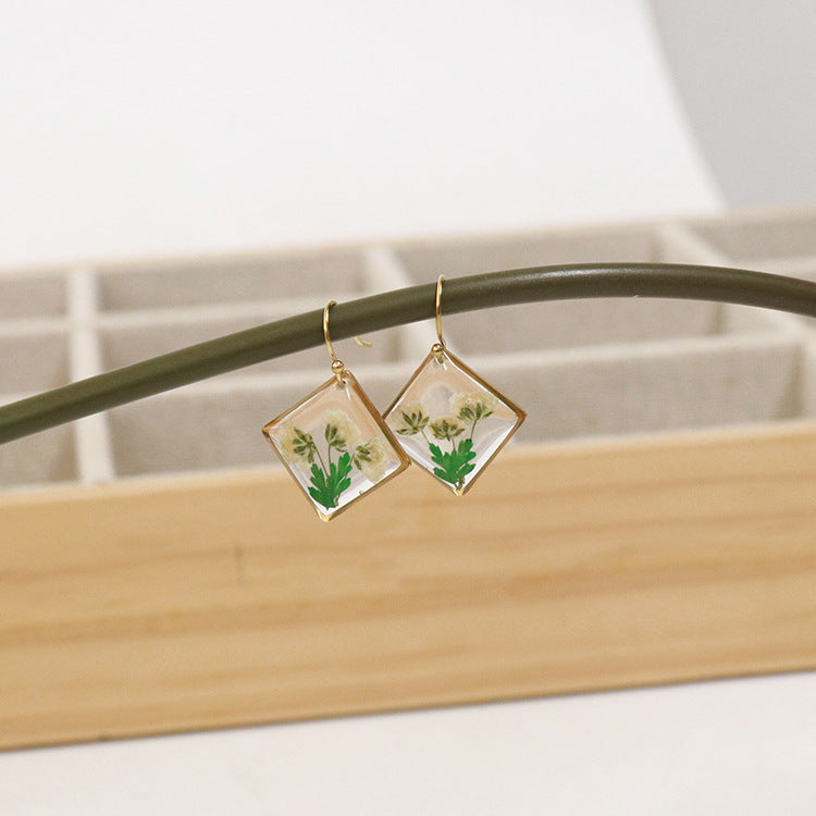 Wholesale 6pcs Real Flower Dried Flower Drop Glue Earrings